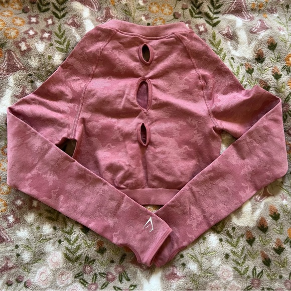 🩷Gymshark Pink Camo Cropped Top - Picture 2 of 8